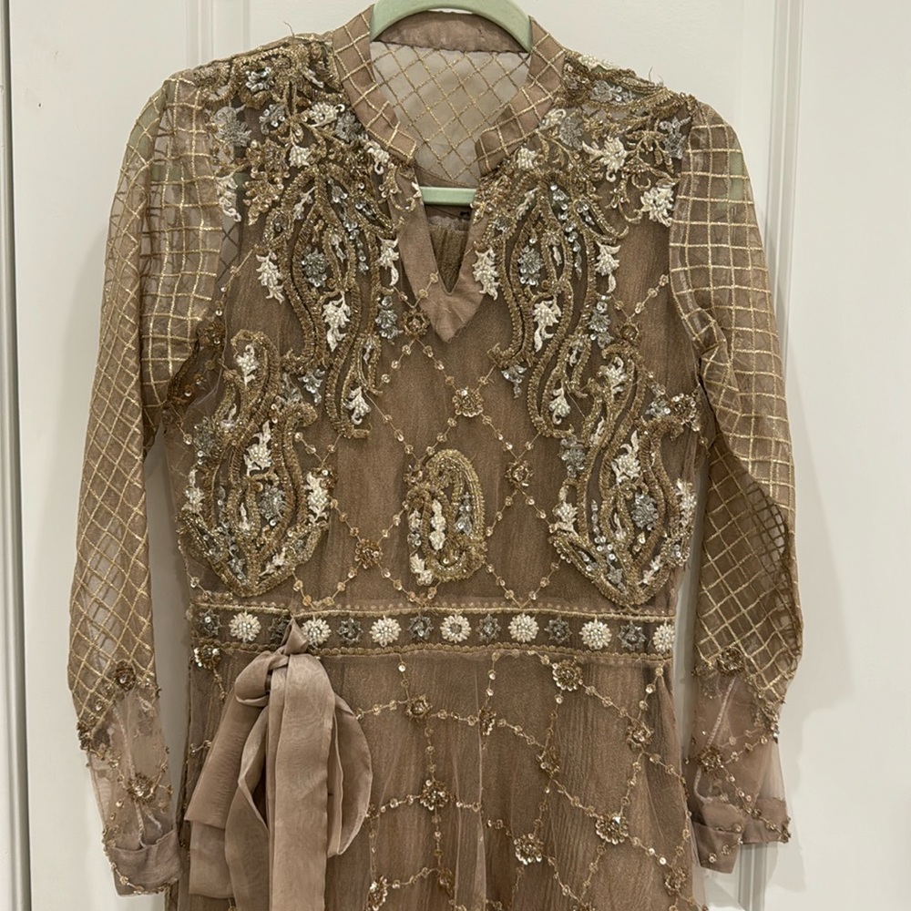 Worn once beautiful custom shalwar kameez in sandstone and gold.